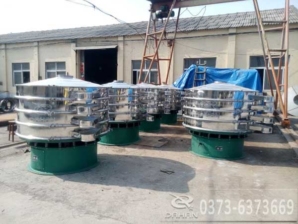 石英砂分級振動(dòng)篩 石英砂分級振動(dòng)篩